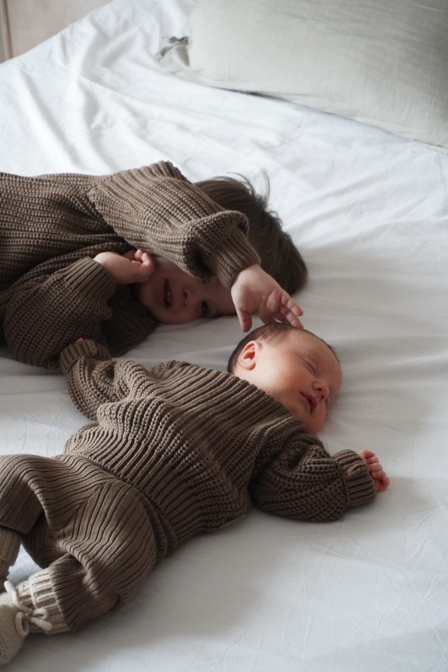 Chunky Knit Sweater | Coffee - romi.