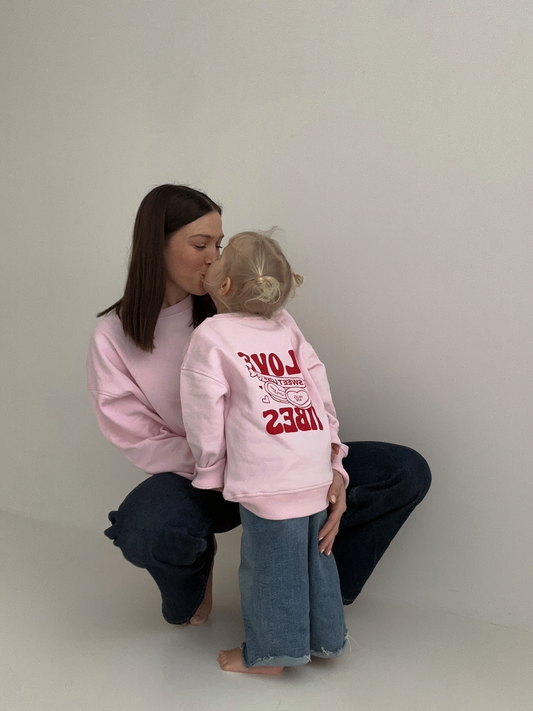 Kids Sweater love vibes | blossom - romi.