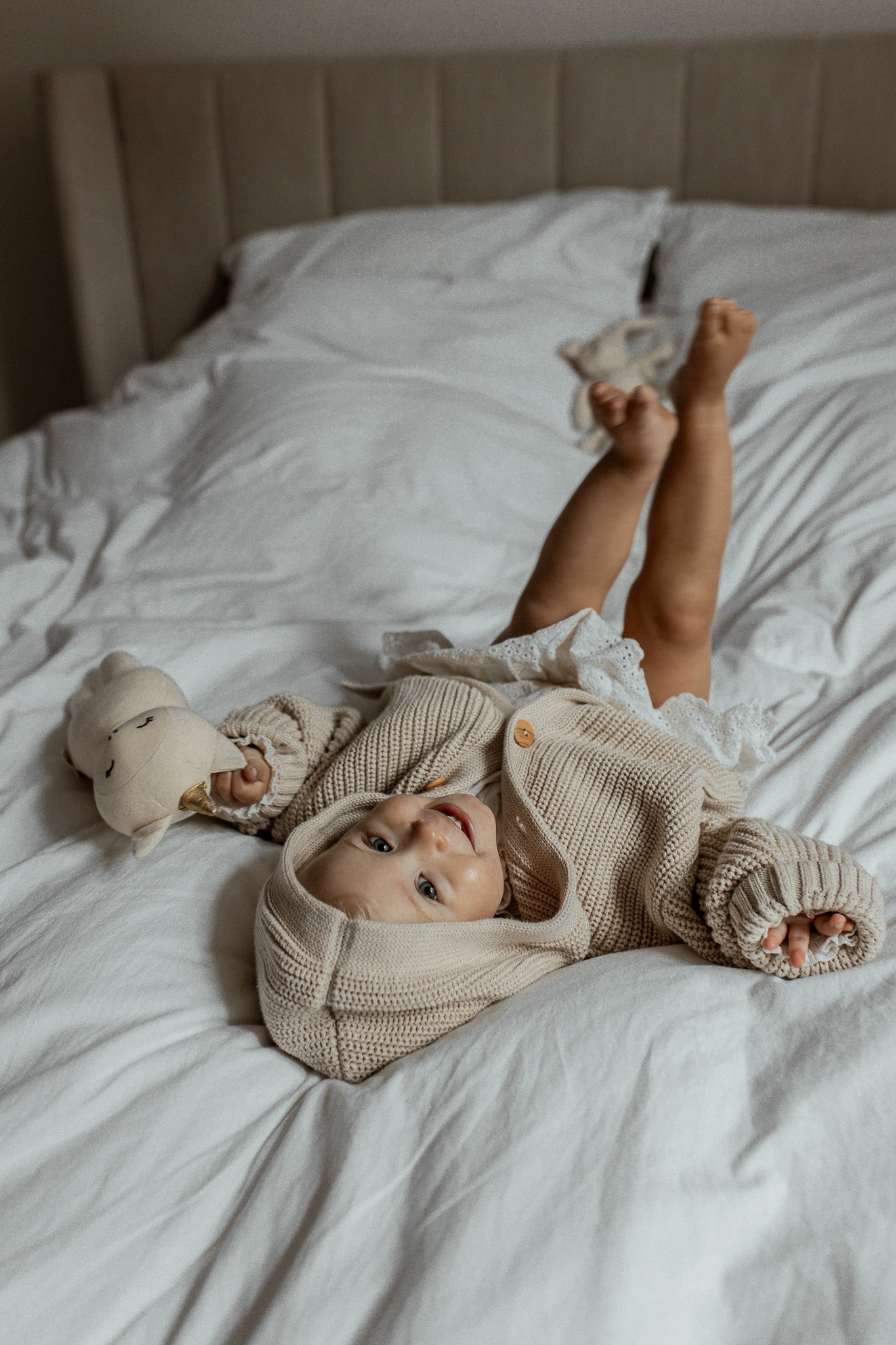 Chunky Knit Cardigan | Oat - romi.