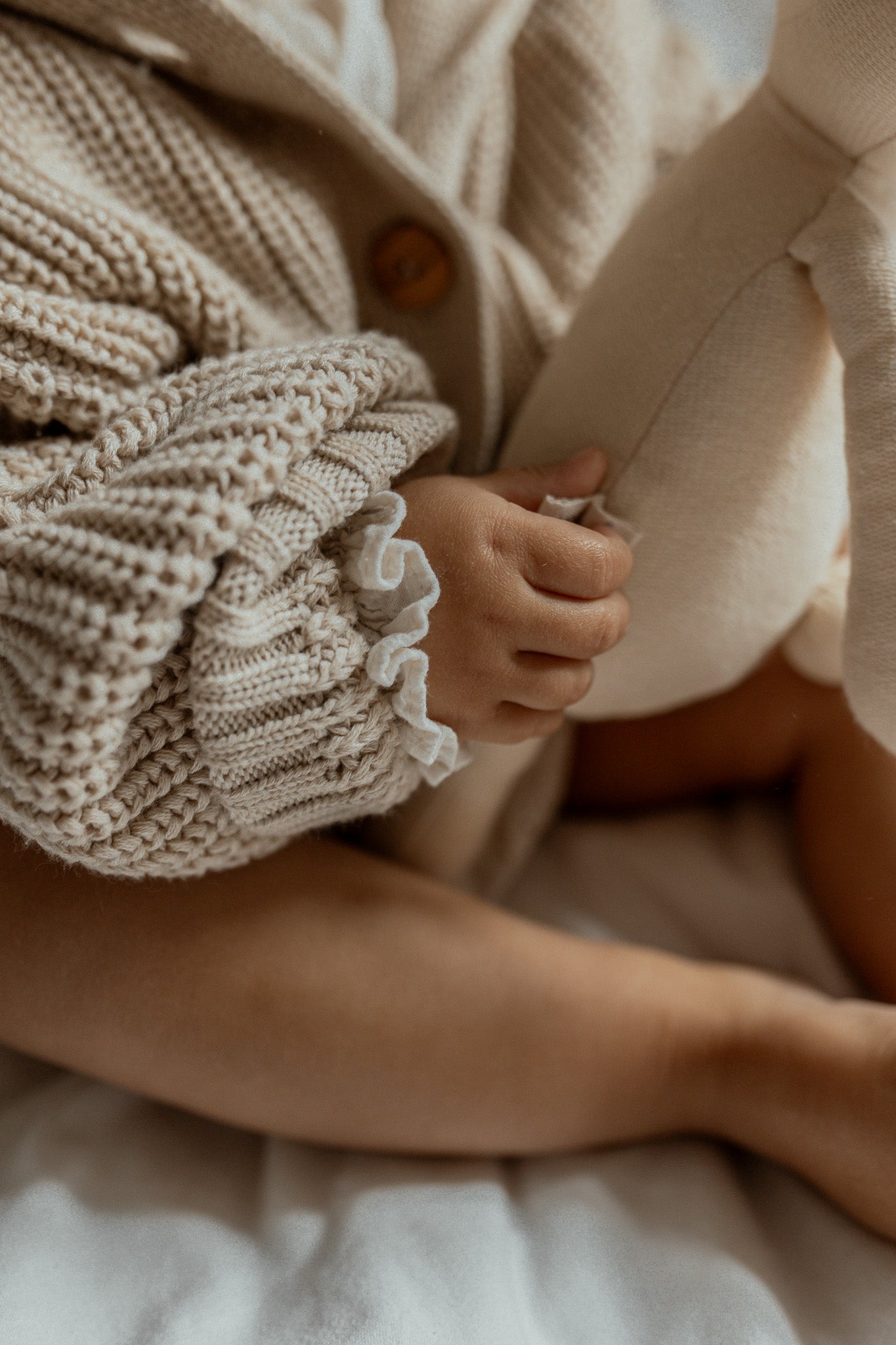 Chunky Knit Cardigan | Oat - romi.